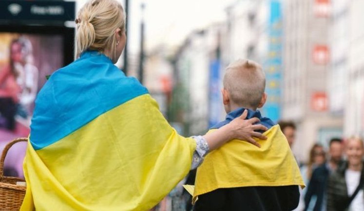 Українці стали найбільшою групою отримувачів перших дозволів на проживання в Євросоюзі