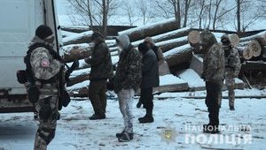 Поліція на Чернігівщині затримала групу 