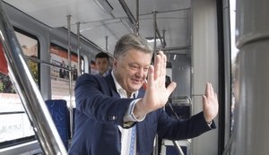 Досрочных выборов в Украине не будет, – Порошенко