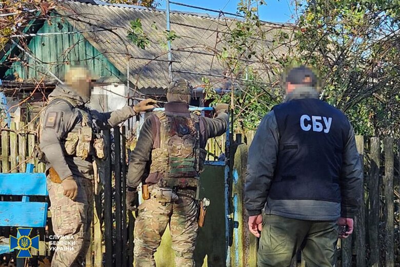 FSS agent who was preparing airstrikes against transport and energy infrastructure facilities in Vinnytsia was detained - SSU 02