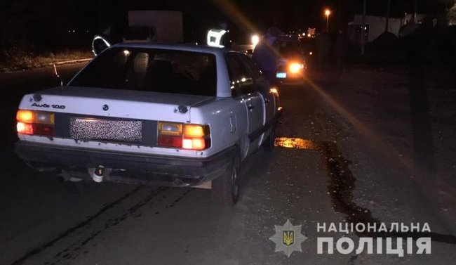 Автомобиль насмерть сбил двух сестер-близнецов под Киевом, - полиция 02