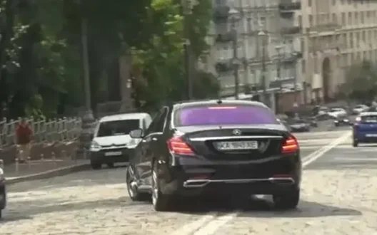 В авто водія Єрмака виявили документи щодо призначень в СБУ
