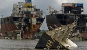 На металлолом в 2017 году в мире сдали более 740 судов