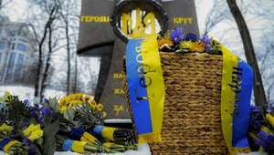 Ukraine leaders honor Kruty Heroes. PHOTOS