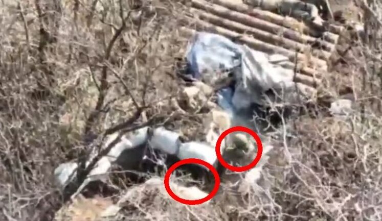 Ukrainian paratrooper fiercely guns down two occupiers attacking his dugout. VIDEO