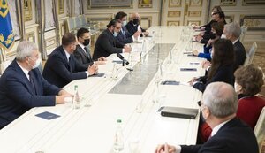 Зеленський обговорив з сенаторами США безпекову ситуацію навколо України