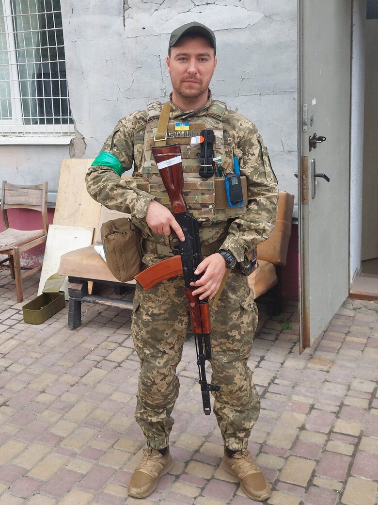 Андрій Сербін: Чимало російської піхоти вбилося об Бахмут. На це міг бути розрахунок – ми тримаємо місто, а вони туди пруть, як таргани, та гинуть 02