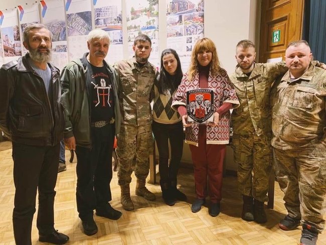 Сегодня в Киеве состоится премьера спектакля по пьесе Корчинского Після…. Во время показа будут собирать средства на поддержку добровольцев на фронте 01