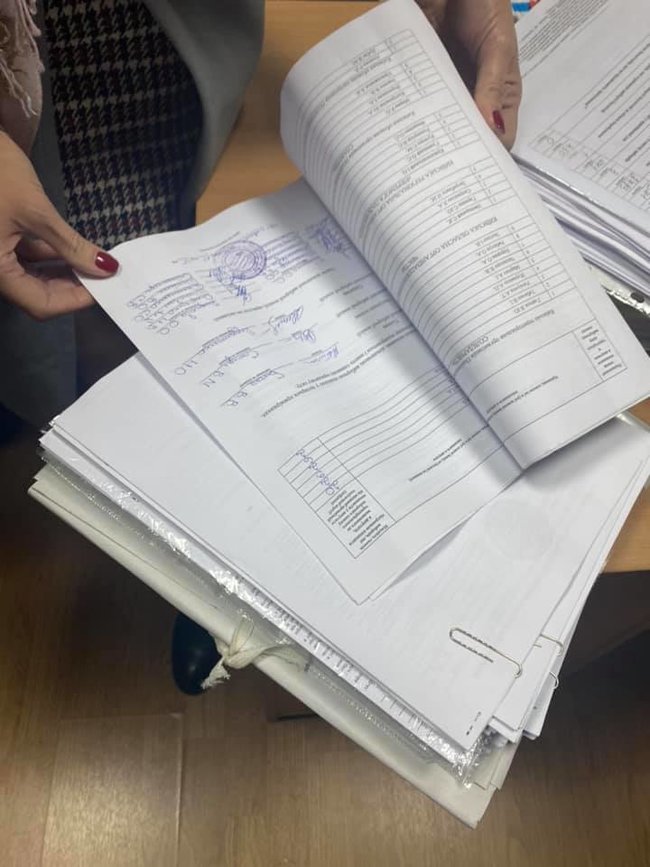Сюмар виявила підкуп і фальсифікації на виборах у Борщагівській ОТГ на Київщині, проти неї застосували силу 03