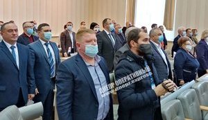 Депутаты Днепропетровского облсовета не смогли выбрать нового руководителя области