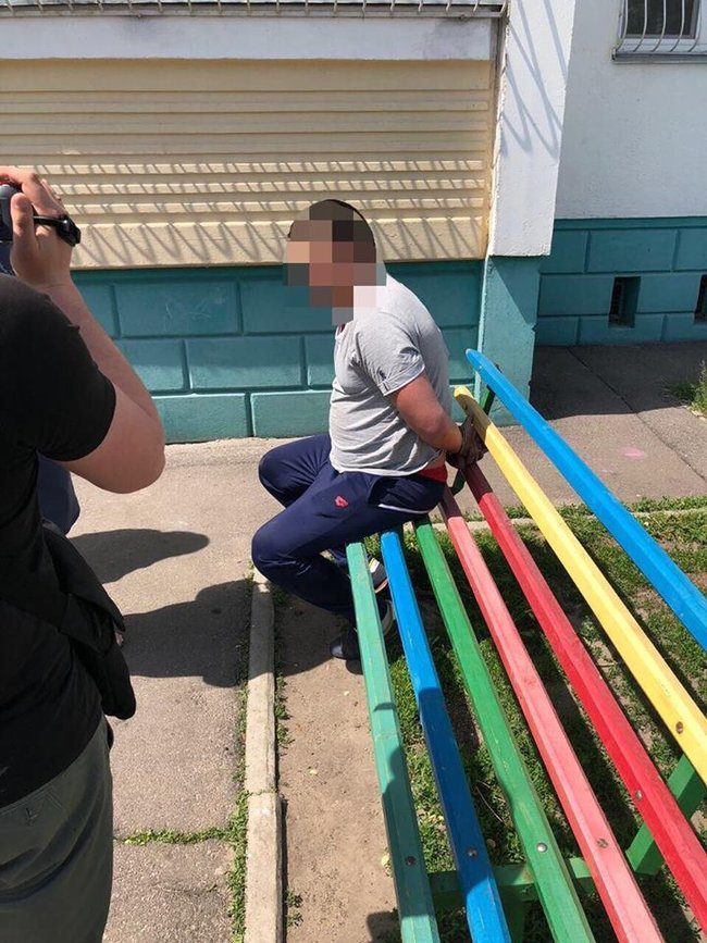 Співробітника поліції затримано на Київщині на одержанні хабара від підозрюваного, - прокуратура 01
