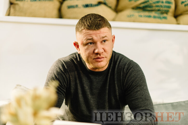Спецпризначенець полку Сафарі Віталій Фесюк: Я бачив, як маленька дівчина вагою 50 кілограмів тягнула хлопця вдвічі більшого за себе. І вона його витягнула, врятувавши життя 03