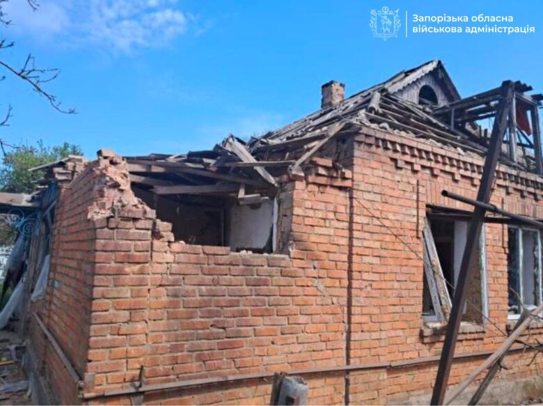 Russian Federation attacks Magdalynivka village in Zaporizhzhia with drones