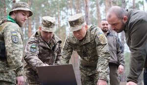Ground- and airborne drones, robotic systems: Syrski and Umerov familiarized themselves with latest developments of Ukrainian manufacturers. PHOTOS