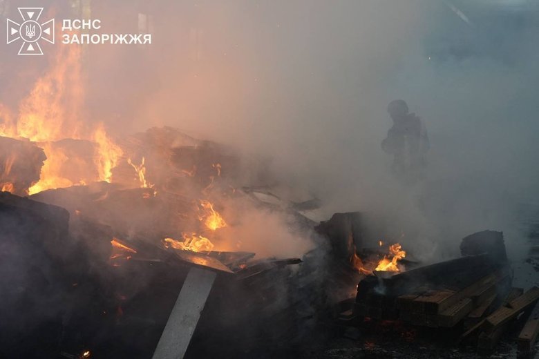 Russian UAV attacks the outskirts of Zaporizhzhia