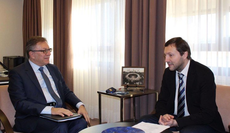Україна найбільше страждає від новітніх методів війни, які застосовує РФ, - Стець. ФОТО