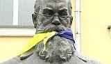 Накануне Дня Независимости Киев накрыло волной желто-синего патриотизма. ВИДЕО.