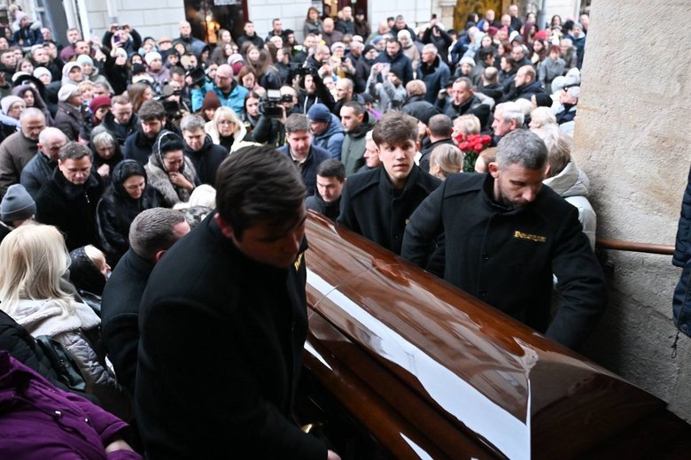 прощання з Гігою