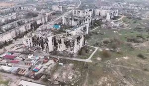 Без світла, газу, продуктів та ліків: морпіхи 34-ї бригади показали, на що росіяни перетворили Олешки. ВIДЕО