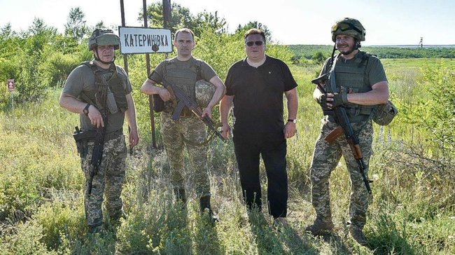 Глава МИД Литвы Линкявичюс посетил линию разграничения на Луганщине 01