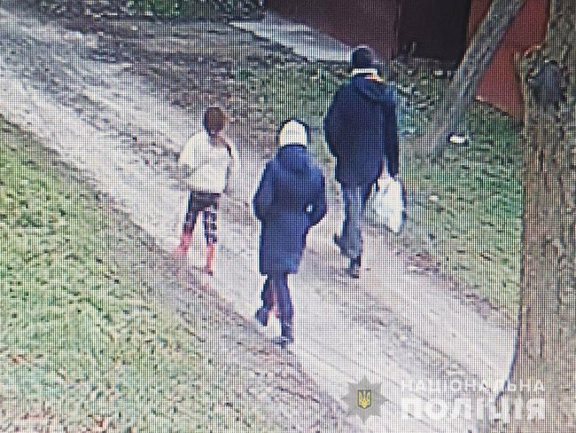 Уехала с тетей в Киев на прогулку и связь оборвалась: полиция Черниговщины разыскивает пропавшую 9 января 5-летнюю девочку 02