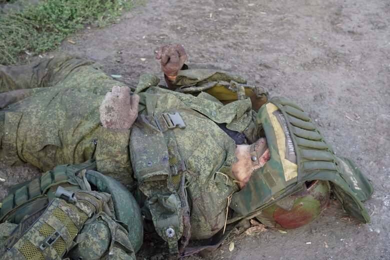 Десантники 80-ї ОДШБр оволоділи ключовим опорним пунктом ворога. На полі бою залишилось 40 тіл окупантів 04