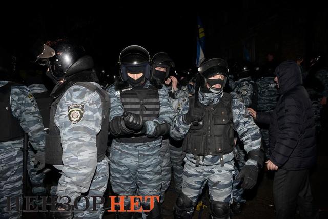 суд 