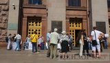 Депутаты из партии Зеленского предложили назначить выборы в Киеве на 8 декабря