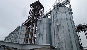 В Україні на кордоні з Румунією завершують будівництво мультимодального терміналу для торгівлі з ЄС. ФОТОрепортаж