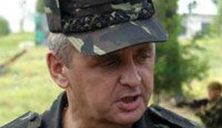 За провал в Донецком аэропорту и гибель украинских воинов на Муженко подали заявление в прокуратуру