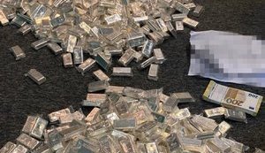 СБУ изъяла 800 килограмм серебряных слитков по делу об отмывании денег