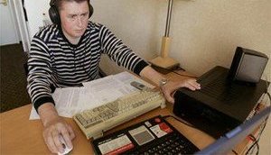 Вспомнить все! Мельничеко в Секретариате Президента показал как из-под дивана записывал Кучму.
