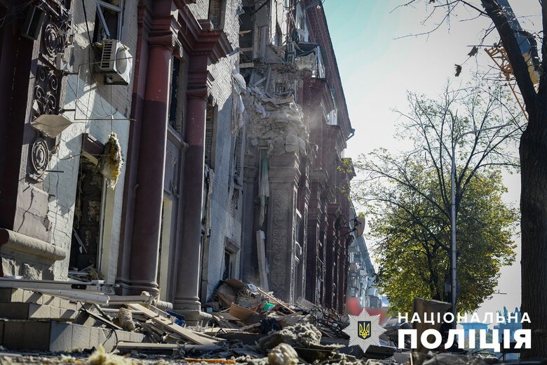 Rescue operation completed at site of missile attack on Zaporizhzhia 06
