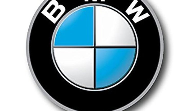 BMW и Mercedes запустят продажи беспилотных машин с 2024 года