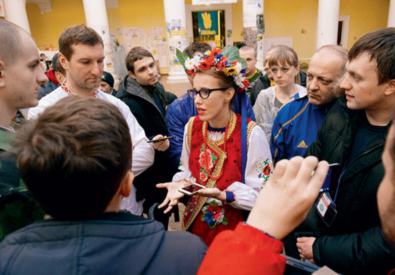 Пропагандист Красовский, призвавший убивать украинских детей, в 2014 году посещал Киев и фотографировался в вышиванке 04 Пропагандист Красовский, призвавший убивать украинских детей, в 2014 году посещал Киев и фотографировался в вышиванке 04