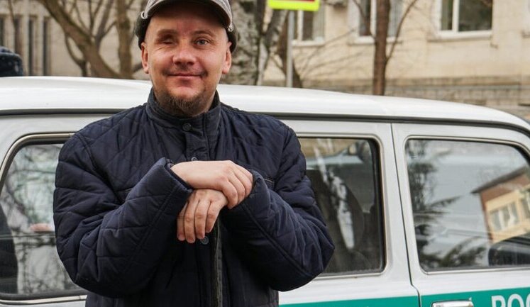 Суд РФ відпустив на волю незрячого політв’язня Сізікова