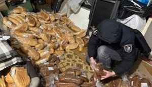 Двом посадовцям ВЧ на Донеччині повідомили про підозру через незаконний продаж продовольства