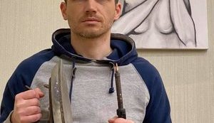 Малюська с утюгом и паяльником поздравил сотрудников Госисполнительной службы с профессиональным праздником. ФОТО