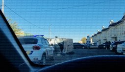 Чоловіки перевернули авто ТЦК в Одесі. Сталася сутичка