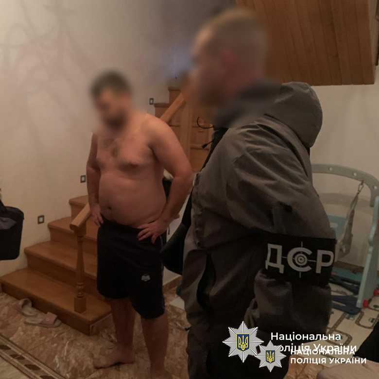 Оформлювали за гроші фіктивне багатодітне батьківство