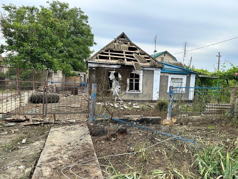 Зранку окупанти обстріляли Білозерську громаду Херсонщини, загинула жінка (оновлено) 04 Зранку окупанти обстріляли Білозерську громаду Херсонщини, загинула жінка (оновлено) 04