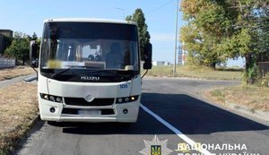 Водій кинув гранату в маршрутку через конфлікт із колегою у Києві. ФОТОрепортаж