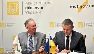 міністр фінансів Сергій Марченко та регіональний директор Світового банку у справах країн Східної Європи Боб Сом
