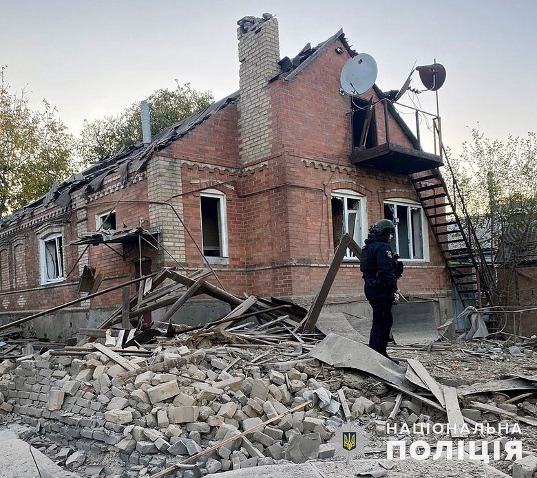Окупанти вдарили по 8 населених пунктах Донеччини