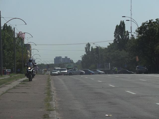 Рух по Харківському шосе в Києві відновлено 04 Рух по Харківському шосе в Києві відновлено 04