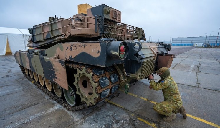 Україна отримала всі танки Abrams від Австралії. ФОТО