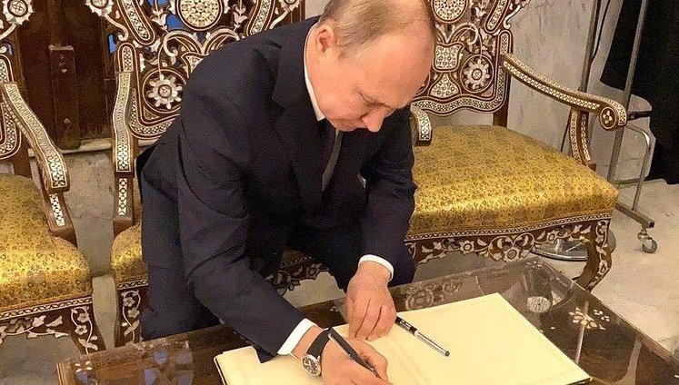 Путин на Рождество полетел в Сирию: встретился с Асадом и российскими военными. ФОТО