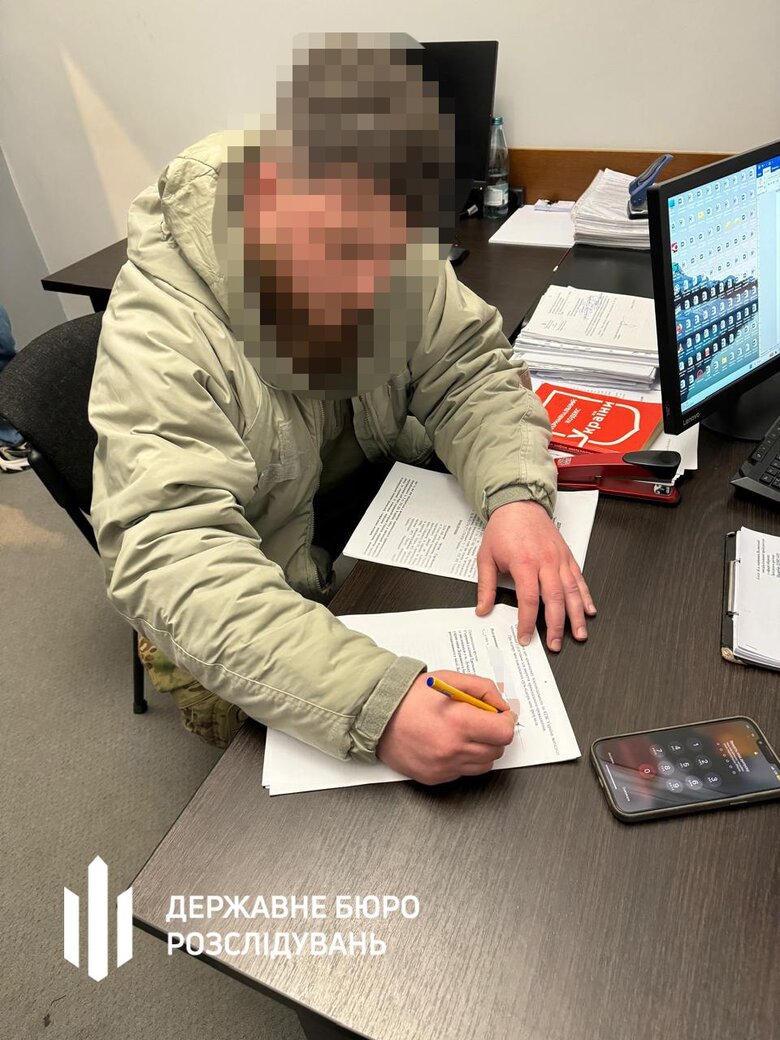 Разоблачили правоохранителя, который переправлял уклонистов на Волыни