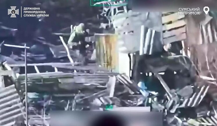 Border guards destroy enemy hideouts where occupiers are hiding in Sumy direction. VIDEO