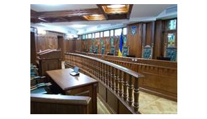 В Конституционном Суде Украины появились сенаты и коллегии